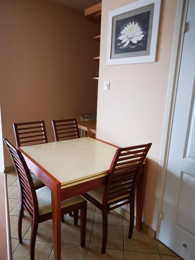 Apartament Reymonta Przy Morzu โควอบเซก ภายนอก รูปภาพ