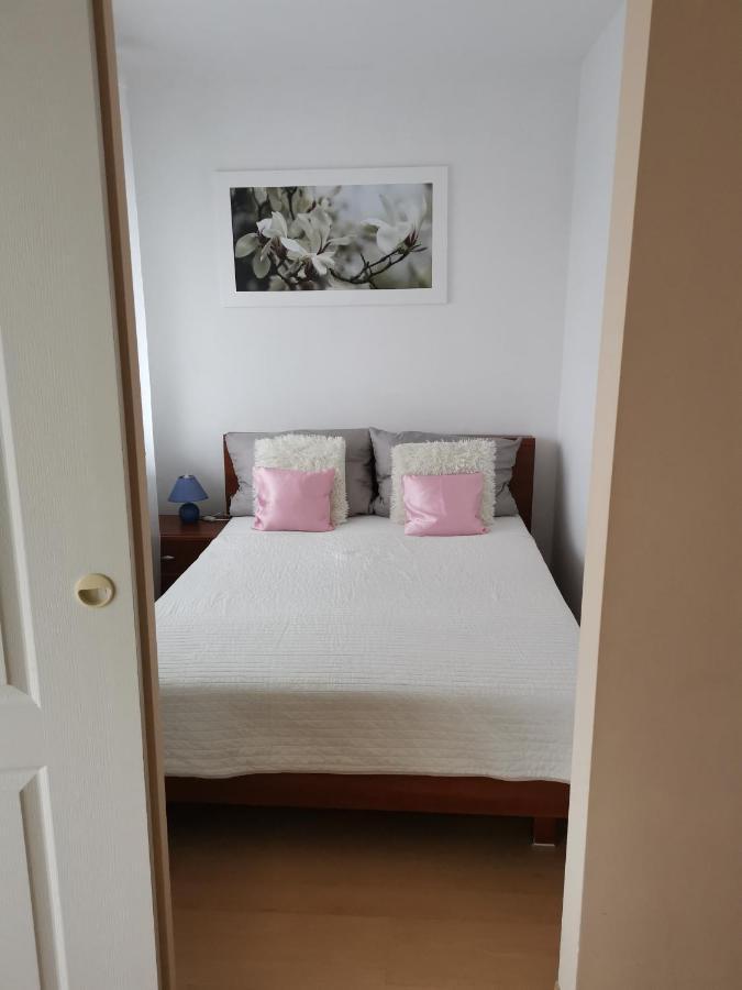 Apartament Reymonta Przy Morzu โควอบเซก ภายนอก รูปภาพ